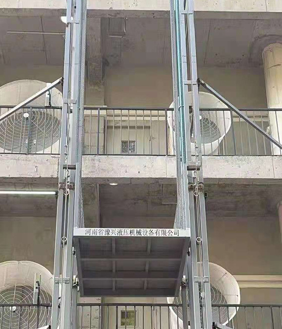 导轨式升降平台让货物运输更轻松